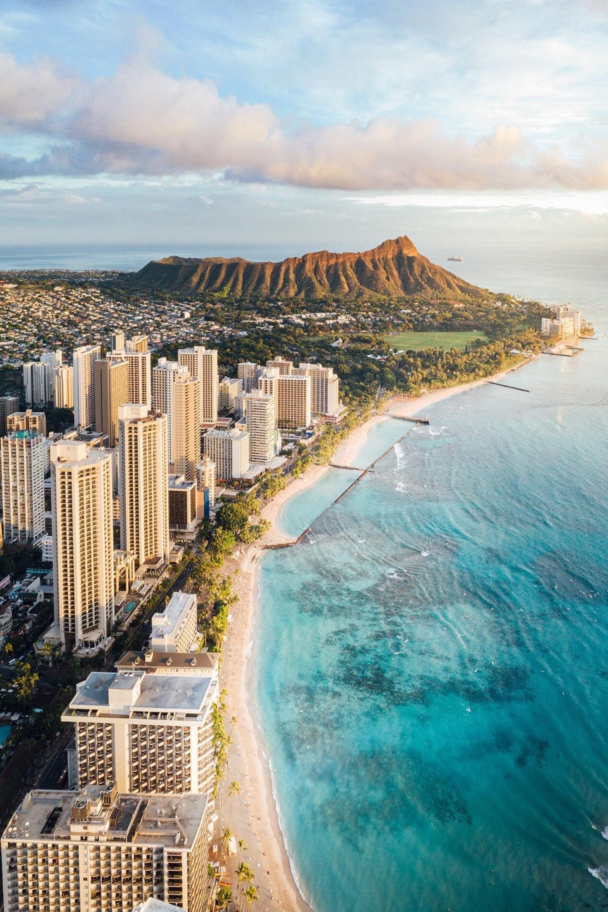 Practical Tips for Navigating Honolulu Like a Local
